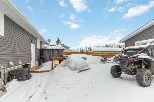 334 Hillcrest Drive, Fort Mcmurray, AB - Outdoor