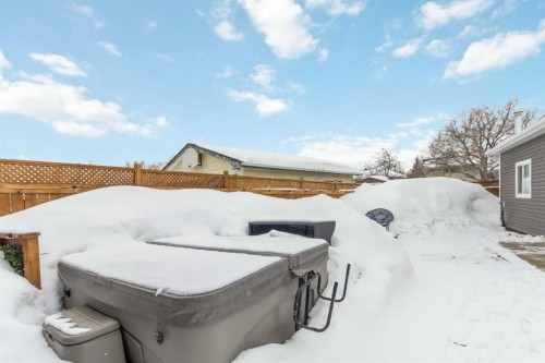 334 Hillcrest Drive, Fort Mcmurray, AB - Outdoor