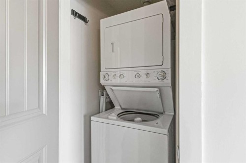 2117-204 Sparrow Hawk Drive, Fort Mcmurray, AB - Indoor Photo Showing Laundry Room