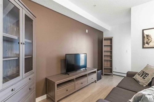 2117-204 Sparrow Hawk Drive, Fort Mcmurray, AB - Indoor Photo Showing Living Room
