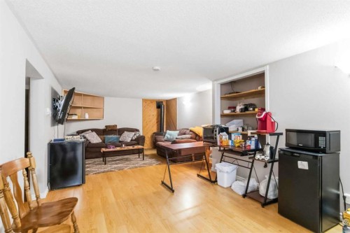 18 Clark Crescent, Fort Mcmurray, AB - Indoor