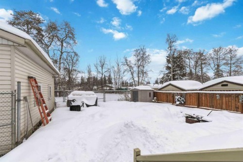 18 Clark Crescent, Fort Mcmurray, AB - Outdoor