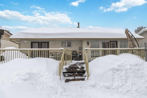 18 Clark Crescent, Fort Mcmurray, AB - Outdoor With Deck Patio Veranda