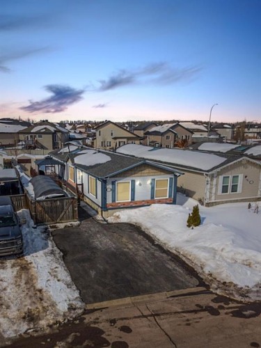 108 Fir Street  Fort Mcmurray, AB T9K 0K2