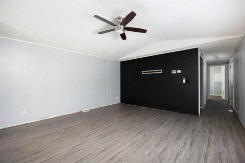 108 Harpe Way, Fort Mcmurray, AB - Indoor Photo Showing Other Room