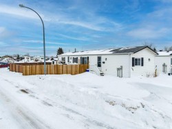 101 Grant Bay Fort Mcmurray, AB T9H 3Y7