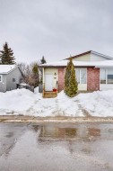 146 Elmore Drive Fort Mcmurray, AB T9H 4N9