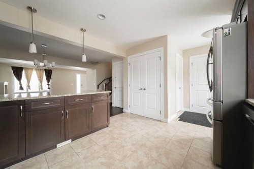 240 Comeau Crescent, Fort Mcmurray, AB - Indoor Photo Showing Kitchen