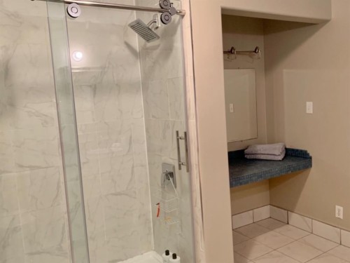 9106 93 Ave, Lac La Biche, AB - Indoor Photo Showing Bathroom