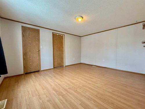 116 Cokerill Crescent, Fort Mcmurray, AB - Indoor Photo Showing Other Room