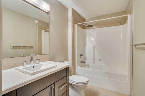 5-208 Sparrow Hawk Drive, Fort Mcmurray, AB - Indoor Photo Showing Bathroom