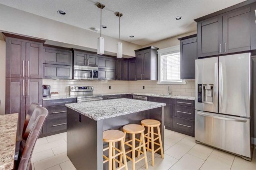 5-208 Sparrow Hawk Drive, Fort Mcmurray, AB - Indoor Photo Showing Kitchen With Stainless Steel Kitchen With Upgraded Kitchen