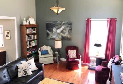9105 96 Ave, Lac La Biche, AB - Indoor Photo Showing Living Room