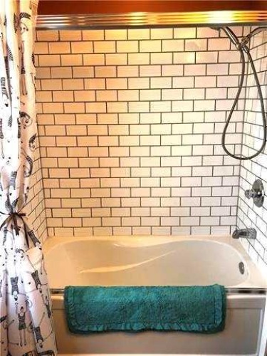 9105 96 Ave, Lac La Biche, AB - Indoor Photo Showing Bathroom