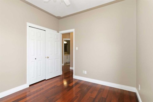 301 Brett Drive, Fort Mcmurray, AB - Indoor Photo Showing Other Room