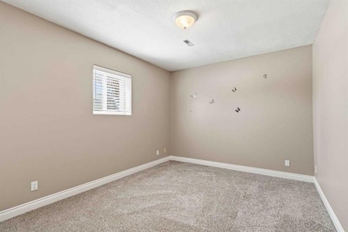 301 Brett Drive, Fort Mcmurray, AB - Indoor Photo Showing Other Room