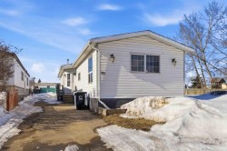 181 Greenbriar Bay Fort Mcmurray, AB T9H 3Y5