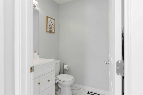 136 Fireweed Crescent, Fort Mcmurray, AB - Indoor Photo Showing Bathroom