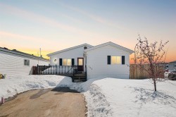 125 Grant Bay Fort Mcmurray, AB T9H 5J1