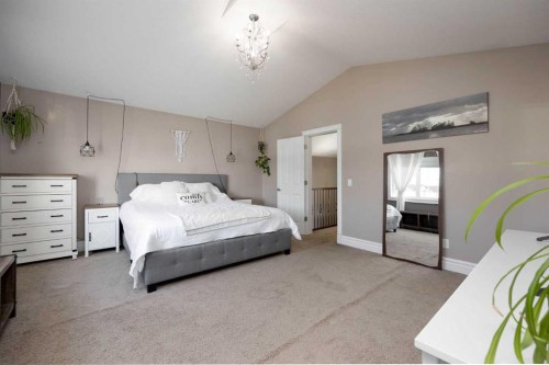 349 Walnut Crescent, Fort Mcmurray, AB - Indoor Photo Showing Bedroom