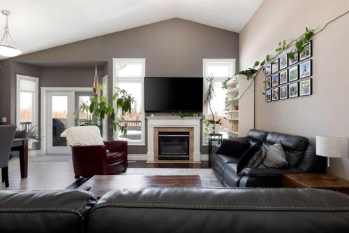349 Walnut Crescent, Fort Mcmurray, AB - Indoor Photo Showing Living Room With Fireplace