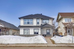 138 Magpie Street Fort Mcmurray, AB T9K 0L5