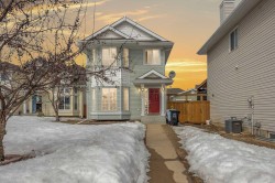 253 Pickles Crescent Fort Mcmurray, AB T9K 2T6