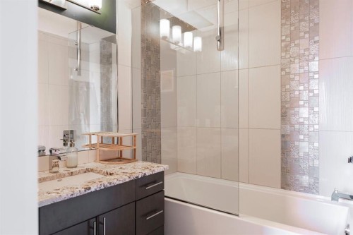 132 Comeau Crescent, Fort Mcmurray, AB - Indoor Photo Showing Bathroom
