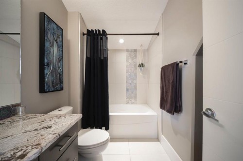 132 Comeau Crescent, Fort Mcmurray, AB - Indoor Photo Showing Bathroom