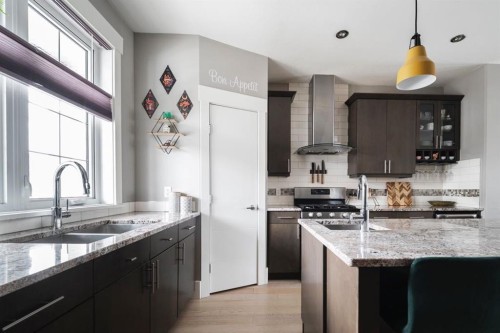 132 Comeau Crescent, Fort Mcmurray, AB - Indoor Photo Showing Kitchen With Double Sink With Upgraded Kitchen