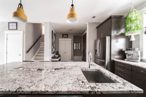 132 Comeau Crescent, Fort Mcmurray, AB - Indoor Photo Showing Kitchen