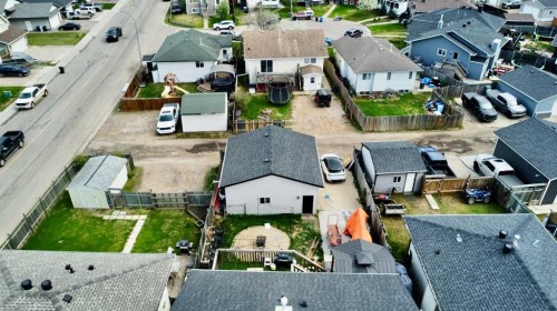 106 Atkinson Lane, Fort Mcmurray, AB - Outdoor