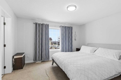 253 Grosbeak Way, Fort Mcmurray, AB - Indoor Photo Showing Bedroom