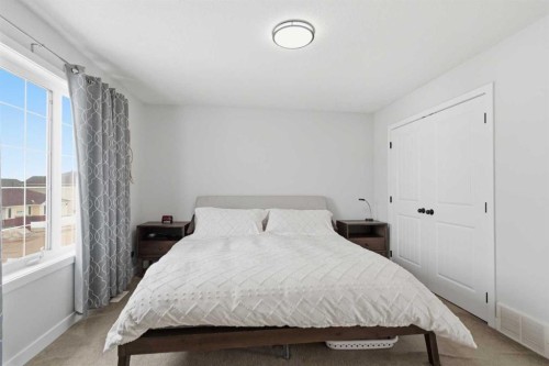 253 Grosbeak Way, Fort Mcmurray, AB - Indoor Photo Showing Bedroom