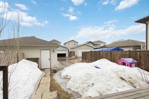253 Grosbeak Way, Fort Mcmurray, AB - Outdoor