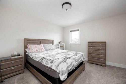 141 Beaverglen Close, Fort Mcmurray, AB - Indoor Photo Showing Bedroom