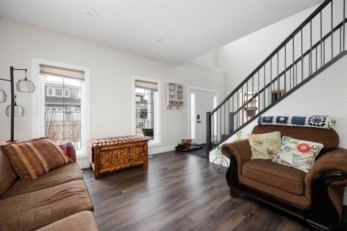 141 Beaverglen Close, Fort Mcmurray, AB - Indoor Photo Showing Living Room