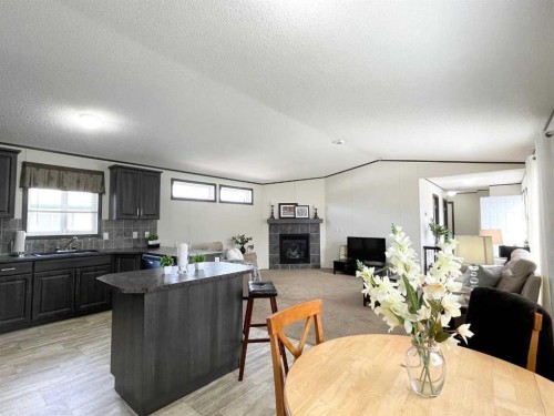 145 Caouette Crest, Fort Mcmurray, AB - Indoor