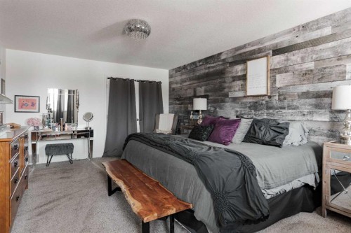 249 Coyote Crescent, Fort Mcmurray, AB - Indoor Photo Showing Bedroom