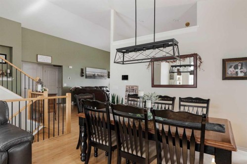 249 Coyote Crescent, Fort Mcmurray, AB - Indoor Photo Showing Dining Room