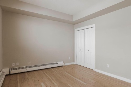 204-100 Denholm Gate, Fort Mcmurray, AB - Indoor Photo Showing Other Room
