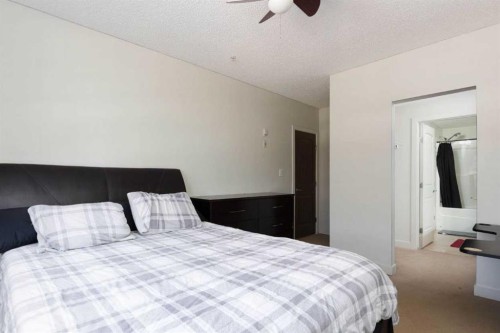 302-136A Sandpiper Road, Fort Mcmurray, AB - Indoor Photo Showing Bedroom