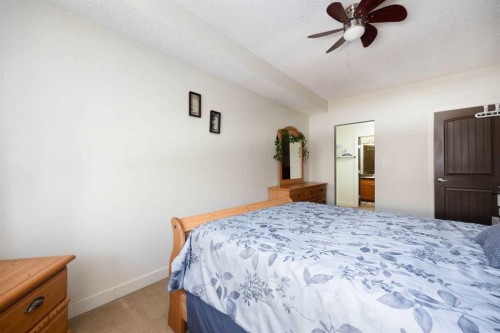 302-136A Sandpiper Road, Fort Mcmurray, AB - Indoor Photo Showing Bedroom