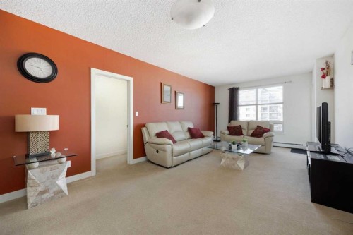 302-136A Sandpiper Road, Fort Mcmurray, AB - Indoor Photo Showing Living Room