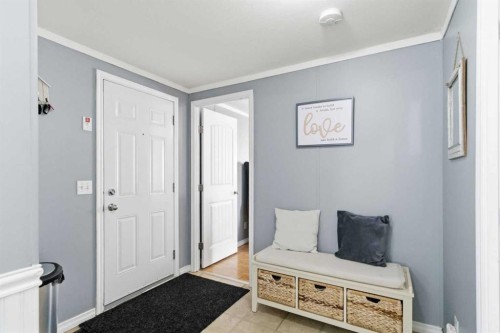 344 Grey Crescent, Fort Mcmurray, AB - Indoor Photo Showing Other Room