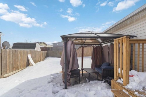 344 Grey Crescent, Fort Mcmurray, AB - Outdoor
