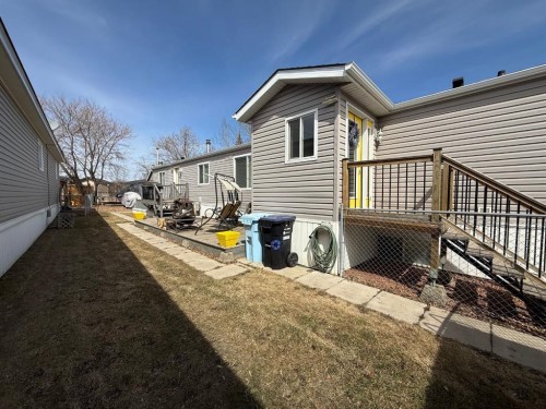 189 Caouette Crescent, Fort Mcmurray, AB - Outdoor With Exterior