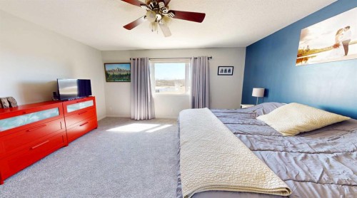 9221 91 Ave, Lac La Biche, AB - Indoor Photo Showing Bedroom