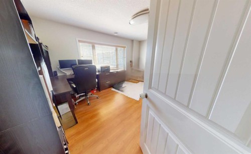 9221 91 Ave, Lac La Biche, AB - Indoor Photo Showing Office