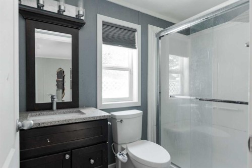 216 Harpe Way, Fort Mcmurray, AB - Indoor Photo Showing Bathroom